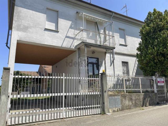 Villetta bifamiliare in vendita di 271 m² in Via Brambilla, 9