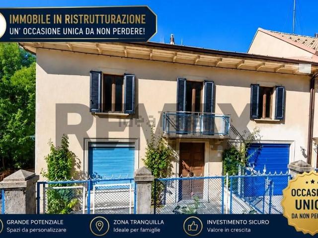 Villetta bifamiliare in vendita di 277 m²