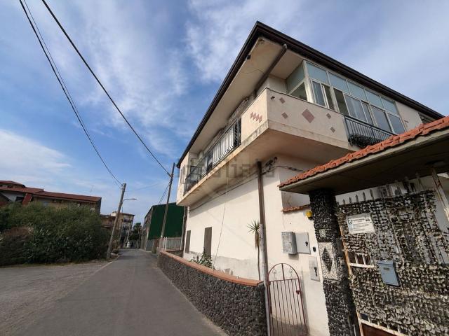 Villetta bifamiliare in vendita di 275 m² in Via al Tempio, 3