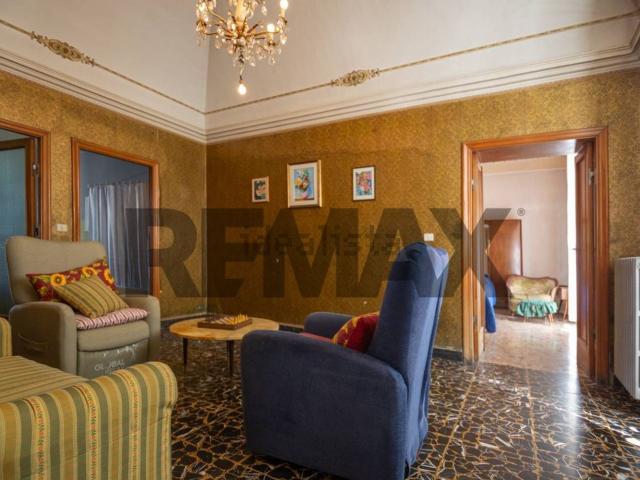 Villetta bifamiliare in vendita di 275 m²