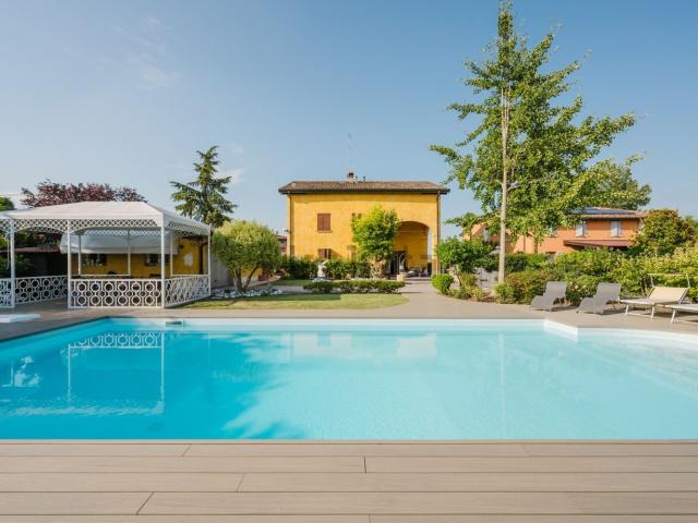 Villetta bifamiliare in vendita di 278 m²