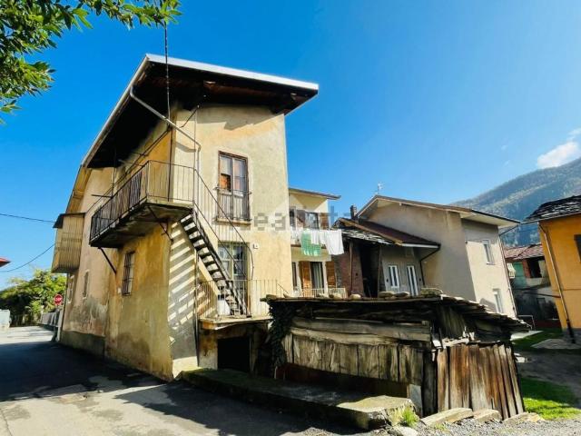 Villetta bifamiliare in vendita di 27 m² in Via R. Miglietti, 13