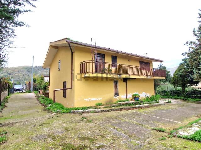 Villetta bifamiliare in vendita di 280 m² in Contrada Roccapalumba