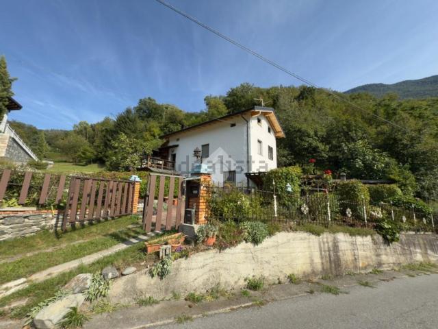 Villetta indipendente in vendita di 280 m² in Via Canterana, 5