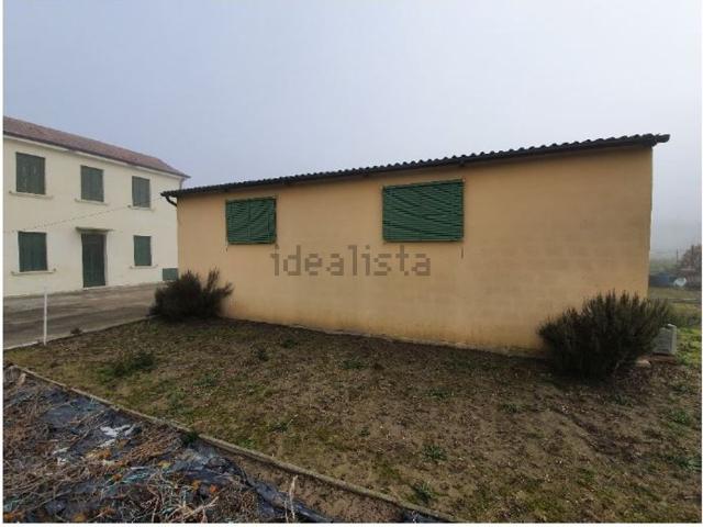 Villetta bifamiliare in vendita di 280 m² in Via Decorati al Valore Civile
