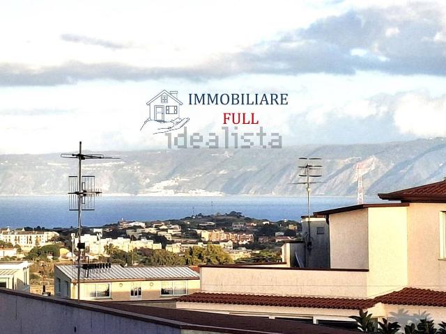 Villetta bifamiliare in vendita di 280 m² in Via Paolo Bertuccio in Faro Superiore, 31