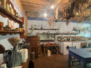 Villetta bifamiliare in vendita di 280 m² in Via Stazzema