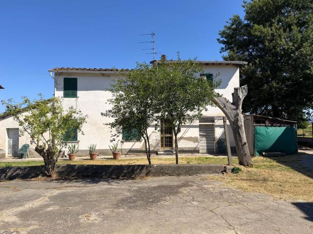 Villetta bifamiliare in vendita di 280 m²