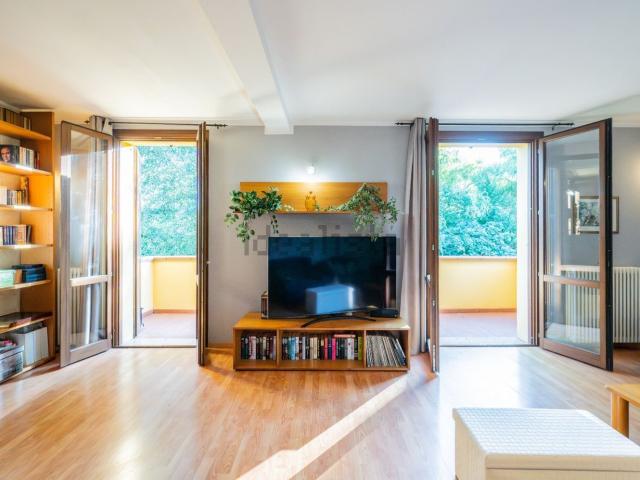 Villetta bifamiliare in vendita di 280 m²