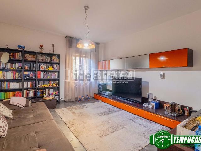 Villetta bifamiliare in vendita di 286 m² in Via Boffalora
