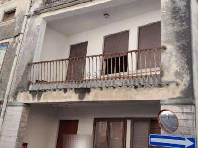 Villetta bifamiliare in vendita di 286 m² in Via Libertà