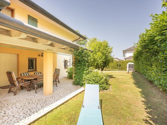 Villetta bifamiliare in vendita di 293 m² in Via N.Paganini