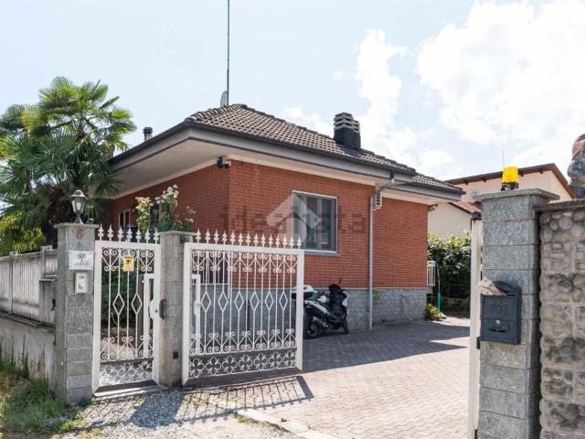 Villetta bifamiliare in vendita di 290 m² in Via Alessandro Lamarmora, 6