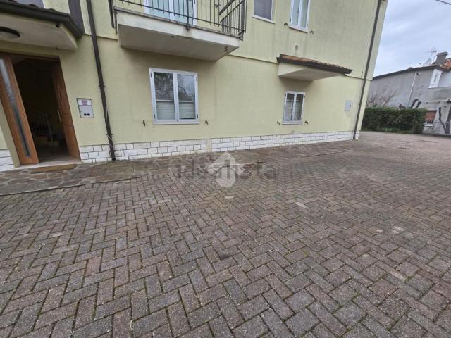 Villetta bifamiliare in vendita di 290 m² in Via Orsoleto