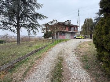 Villetta bifamiliare in vendita di 292 m² in Via Asti Mare
