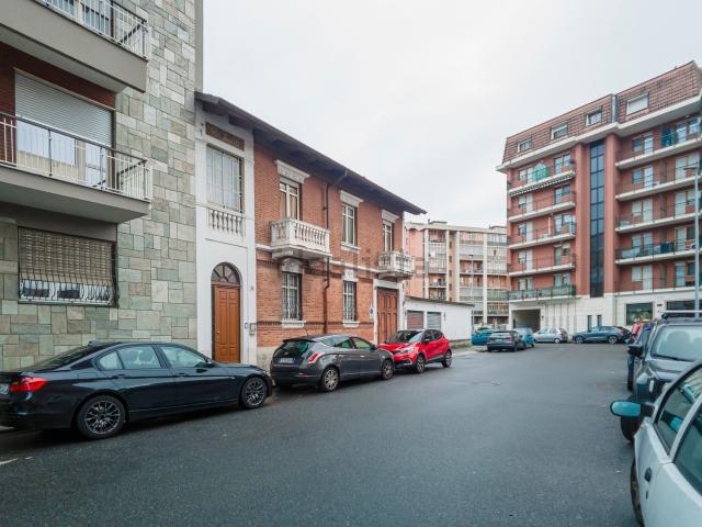 Villetta bifamiliare in vendita di 294 m² in Via Lorenzo Ghiberti, 10