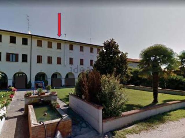 Villetta bifamiliare in vendita di 294 m² in Via Pra Gatta di Rustigne&apos
