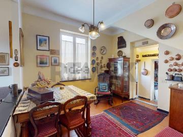 Villetta bifamiliare in vendita di 295 m² in Via Piero Calamandrei, 21