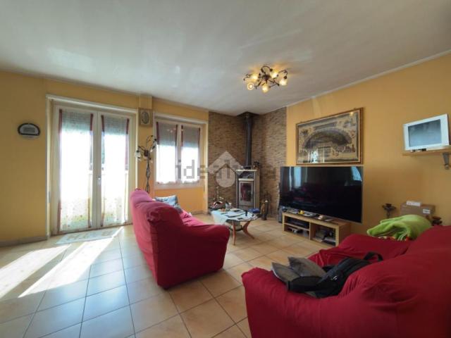 Villetta bifamiliare in vendita di 203 m² in Via Falck, 5