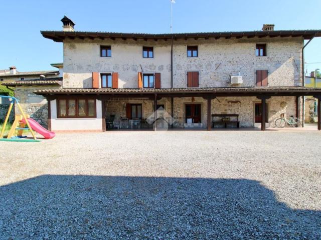 Villetta bifamiliare in vendita di 203 m² in Via Guglielmo Marconi, 7