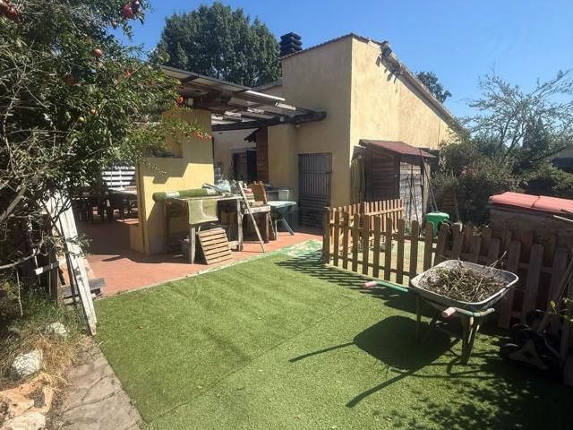 Villetta bifamiliare in vendita di 200 m² in Località piana jella