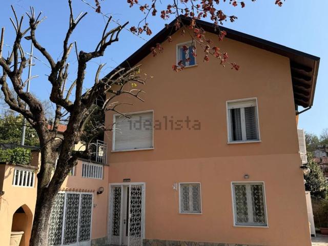 Villetta bifamiliare in vendita di 200 m² in Strada Comunale Val Pattonera, 184
