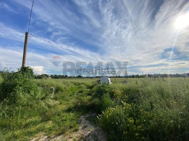 Villetta bifamiliare in vendita di 200 m² in Strada Romano di Sotto Teverella, 1