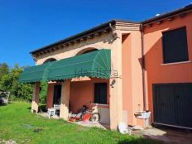 Villetta bifamiliare in vendita di 200 m² in Vicolo San Michele, 13