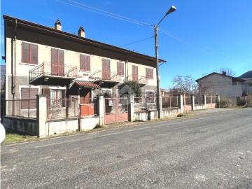 Villetta bifamiliare in vendita di 200 m² in Via 1º Maggio, 72