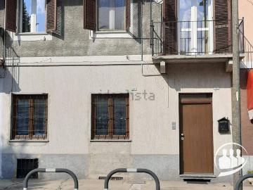 Villetta bifamiliare in vendita di 200 m² in Via Torino, 11