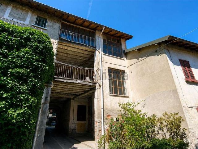 Villetta bifamiliare in vendita di 200 m² in Via XXV Aprile, 2