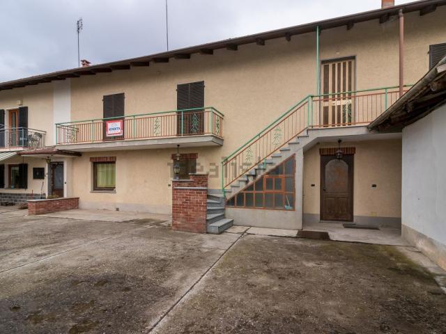 Villetta bifamiliare in vendita di 200 m² in Via Bernezzo, 88