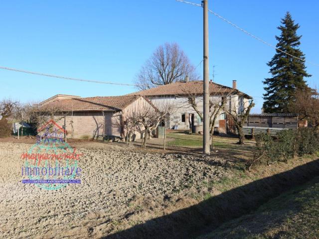 Villetta bifamiliare in vendita di 200 m² in Via Bisana Inferiore, 9