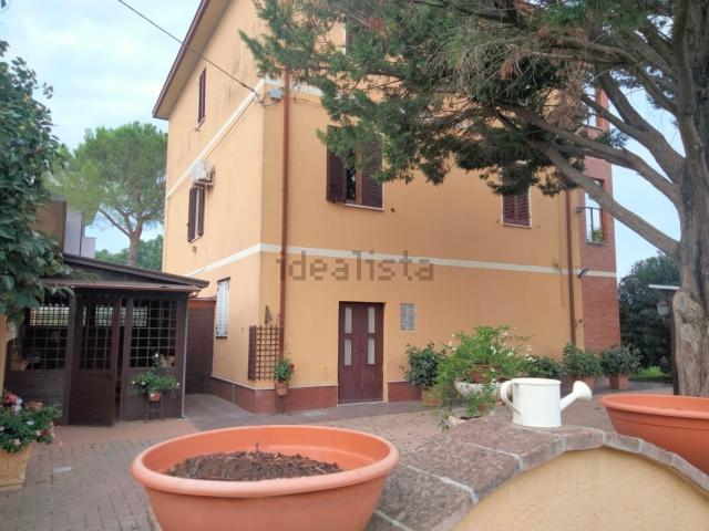 Villetta bifamiliare in vendita di 200 m² in Via Campodonico