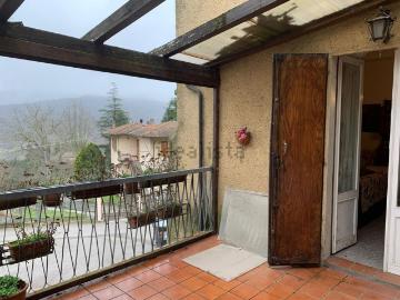 Villetta bifamiliare in vendita di 200 m² in Via Centrale