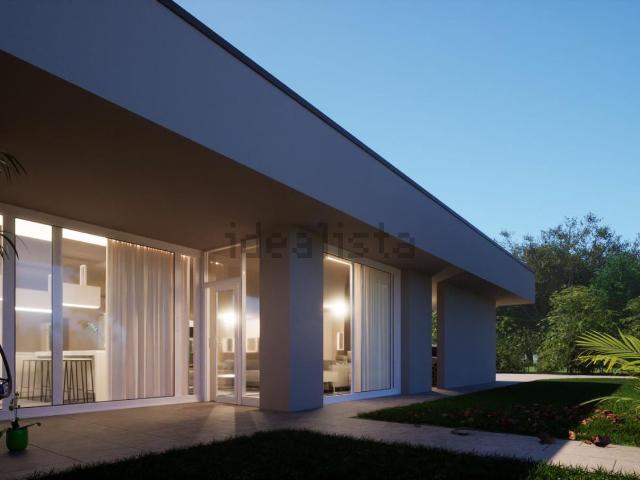 Villetta bifamiliare in vendita di 200 m² in Via Cordevole