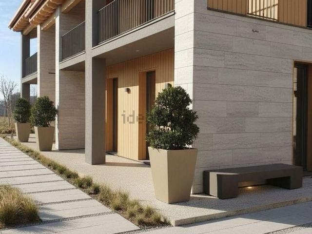 Villetta bifamiliare in vendita di 200 m² in Via Crea