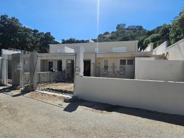 Villetta bifamiliare in vendita di 200 m² in Via dei Tulipani, 9