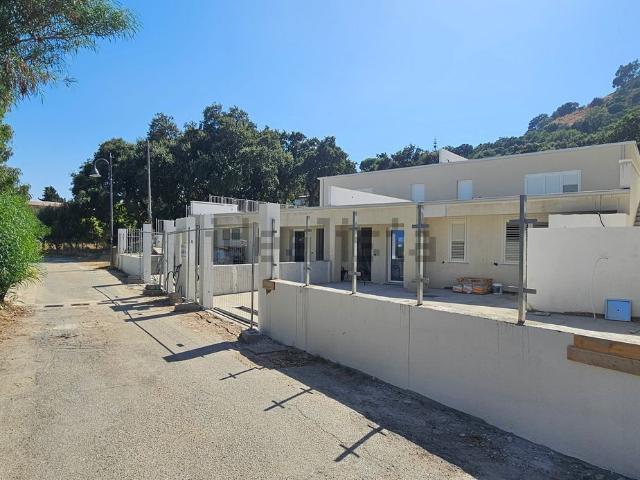 Villetta bifamiliare in vendita di 200 m² in Via dei Tulipani, 9