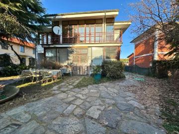 Villetta bifamiliare in vendita di 200 m² in Via Don Zanetto, 5