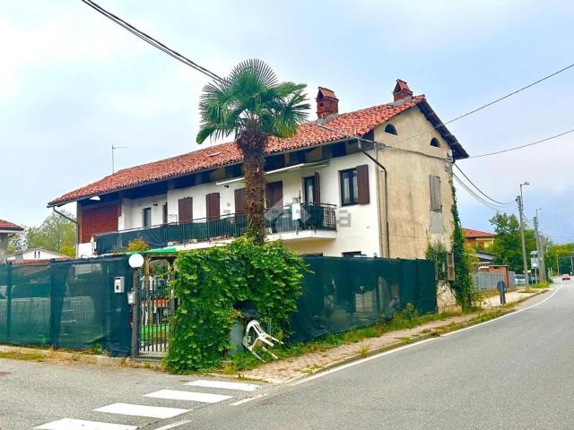Villetta bifamiliare in vendita di 200 m² in Via Fiano, 99
