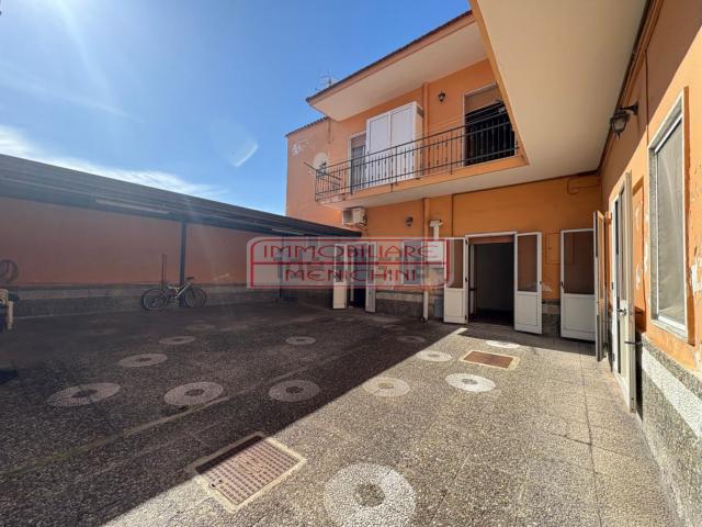 Villetta bifamiliare in vendita di 200 m² in Via Fratelli Bandiera