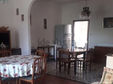 Villetta bifamiliare in vendita di 200 m² in Via Guglielmo Marconi, 80