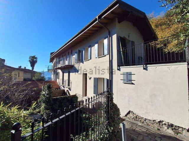 Villetta bifamiliare in vendita di 200 m² in Via Marena