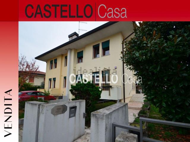 Villetta bifamiliare in vendita di 200 m² in Via Leonardo Da Vinci