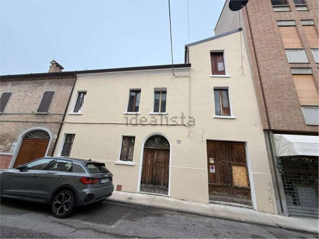 Villetta bifamiliare in vendita di 200 m² in Via Lucchesi, 8