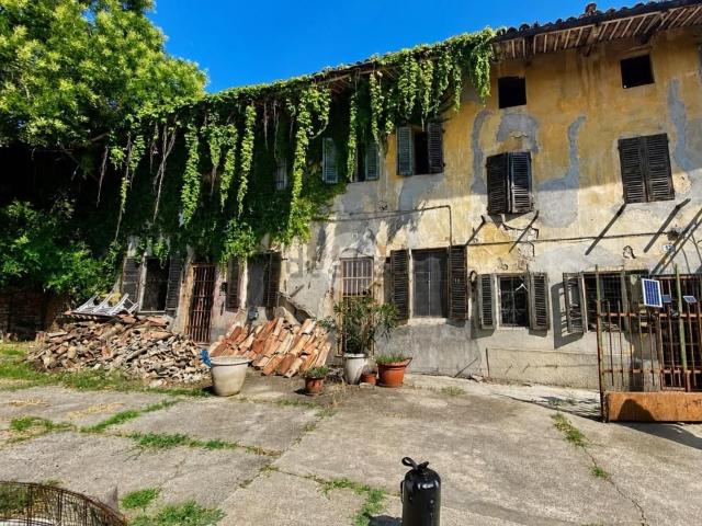 Villetta indipendente in vendita di 200 m² in Via Motta, 8