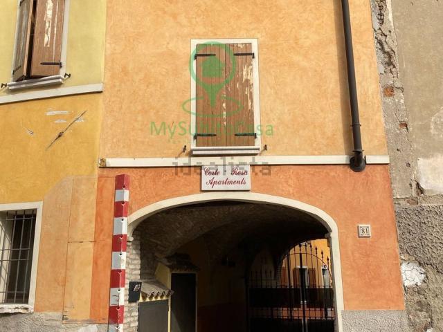 Villetta bifamiliare in vendita di 200 m² in Via Porta Antica, 81
