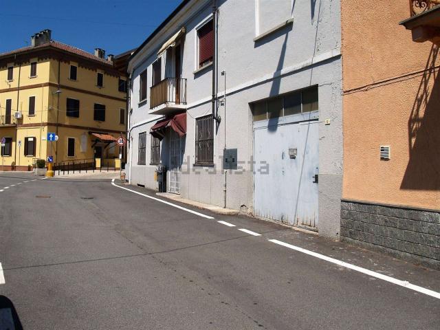 Villetta bifamiliare in vendita di 200 m² in Via Roma, 10
