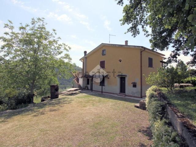 Villetta bifamiliare in vendita di 200 m² in Via Rocca, 7